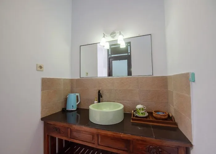 Asri Bali Premier Apartahotel 3*