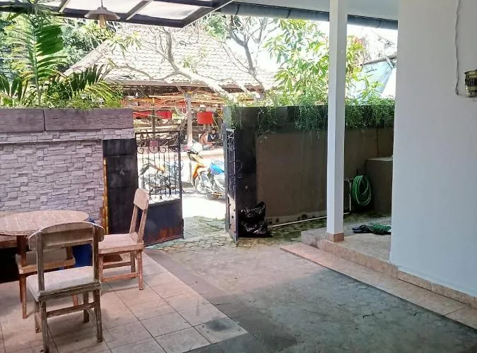 Asri Bali Premier Apartahotel 3*